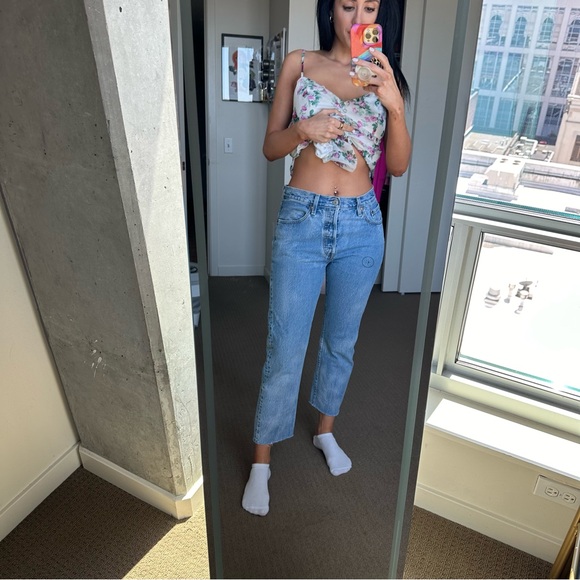 Levi’s 501 blue straight leg jeans - Picture 5 of 7